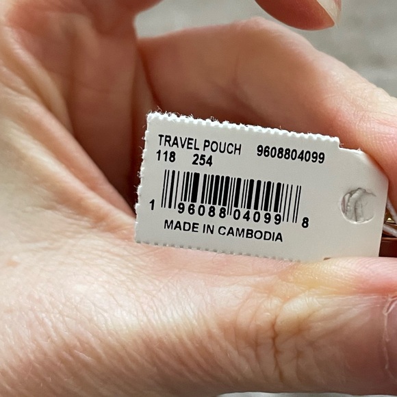 Kendra Scott Taupe Vegan Leather Travel Pouch Wristlet - Picture 5 of 8